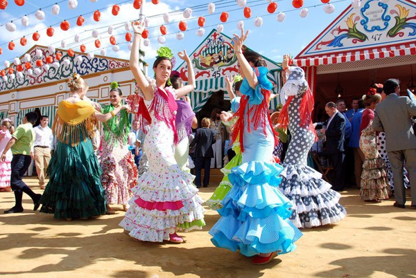 Feria De Sevilla Abril Apartamentos Sevilla Palace Feria De Sevilla Abril Apartamentos Sevilla Palace